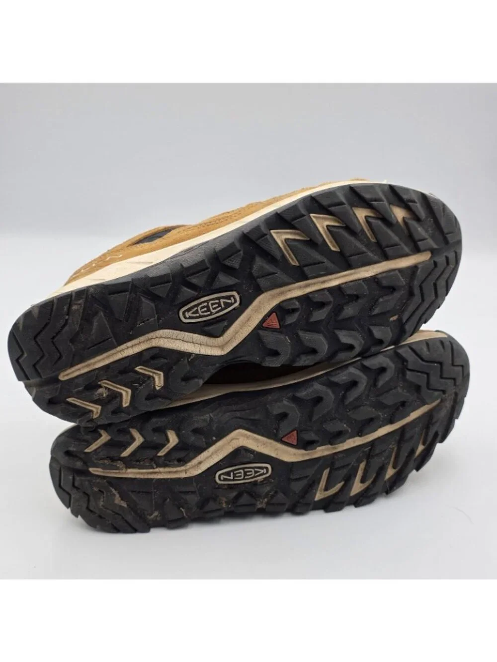 KEEN Womens 9 Brown Waterproof Hiking Trail Shoes Cushioned Outdoor Sneakers